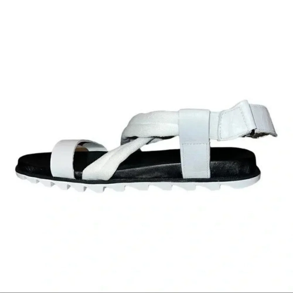 Sorel Women's Roaming Decon Sandals Sea Salt White Leather 8.5M New - Picture 2 of 6